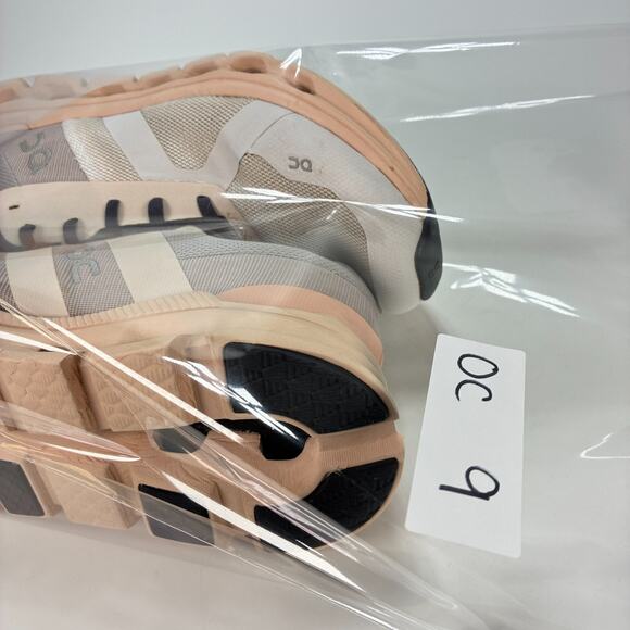 On Cloudrunner Gray Peach Athletic Lace Up Running Shoes 46.98078 Women's Sz 9.5 - Picture 12 of 12